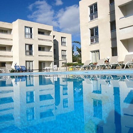 Daphne Hotel Apartments (Adults Only) Paphos Exterior photo