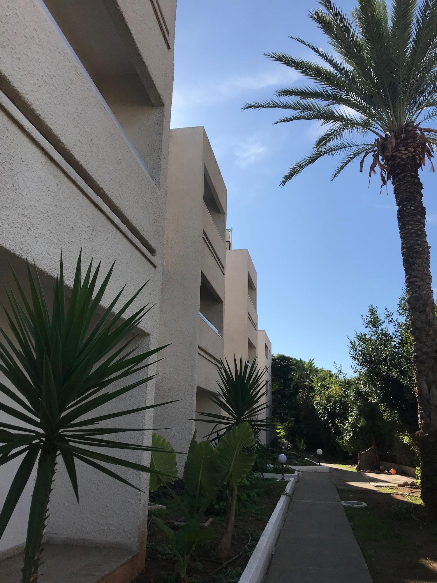 Daphne Hotel Apartments (Adults Only) Paphos Exterior photo