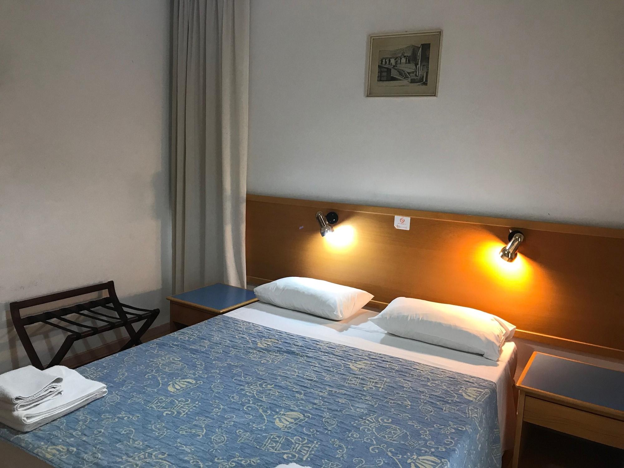 Daphne Hotel Apartments (Adults Only) Paphos Exterior photo
