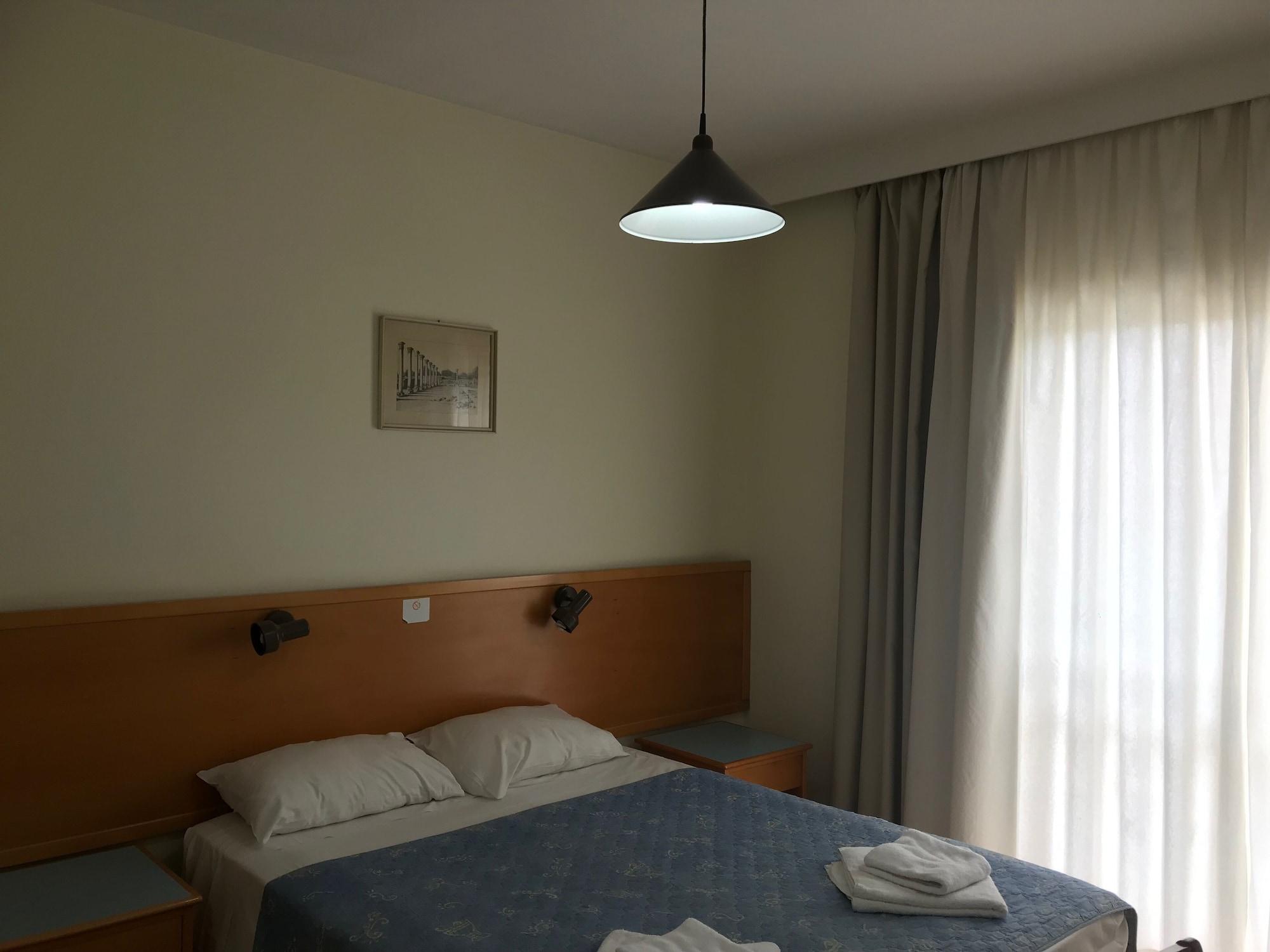 Daphne Hotel Apartments (Adults Only) Paphos Exterior photo