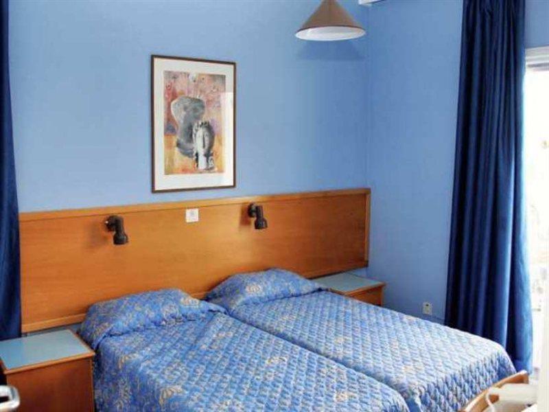 Daphne Hotel Apartments (Adults Only) Paphos Exterior photo
