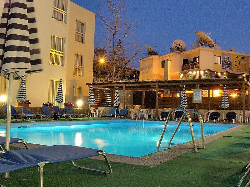 Daphne Hotel Apartments (Adults Only) Paphos Exterior photo