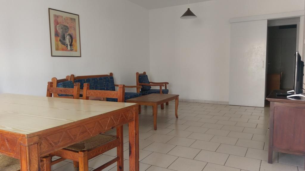 Daphne Hotel Apartments (Adults Only) Paphos Exterior photo
