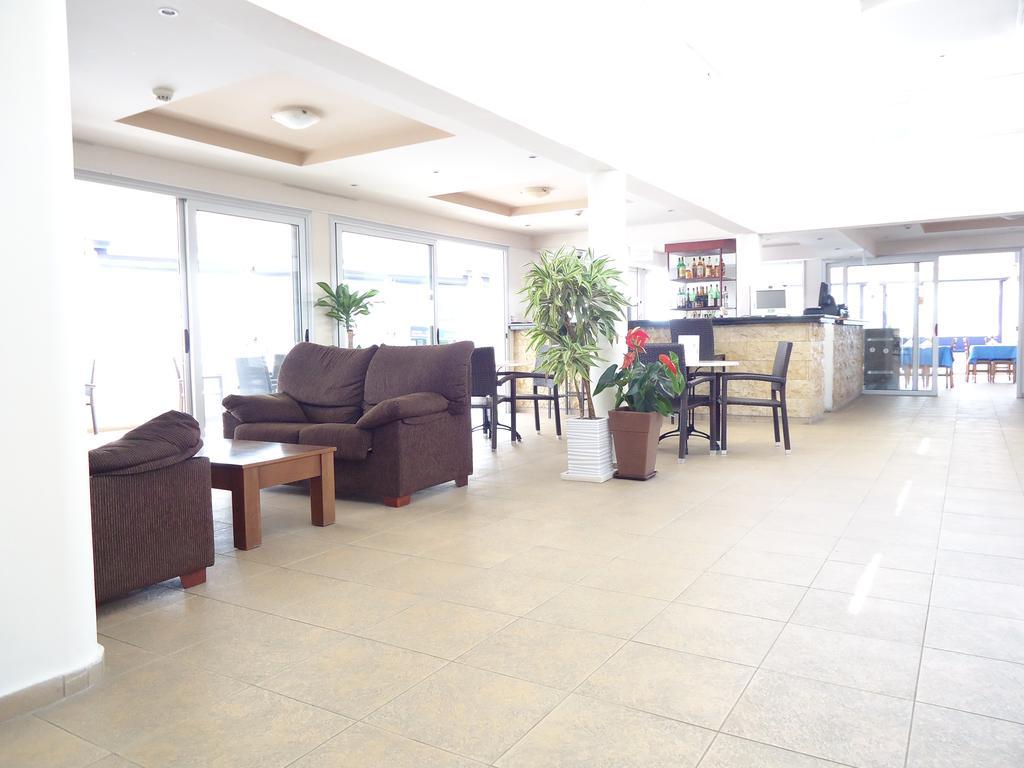 Daphne Hotel Apartments (Adults Only) Paphos Exterior photo