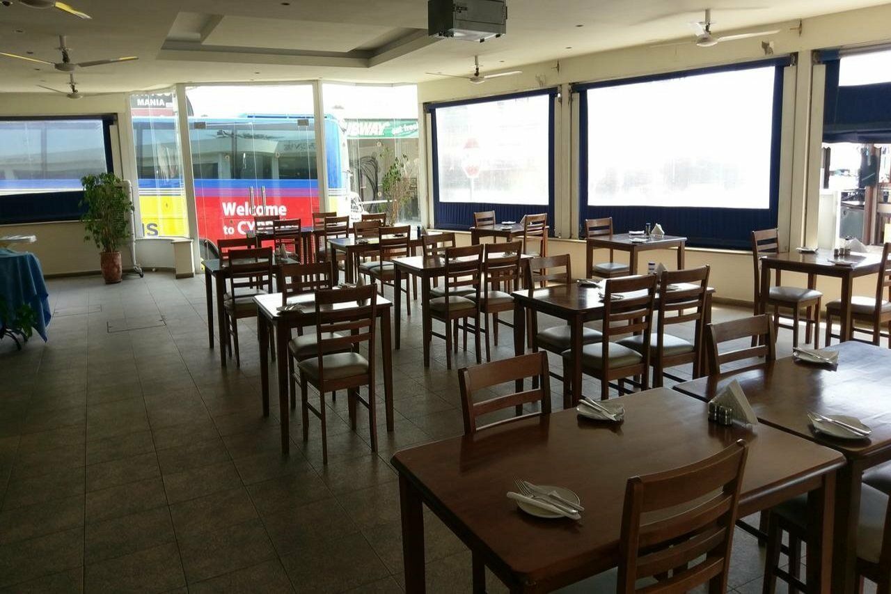 Daphne Hotel Apartments (Adults Only) Paphos Exterior photo